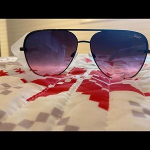 Quay black/pink fade High Key sunglasses